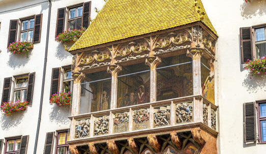 Guide-conférencier et randonnée en Autriche et Bavière ✨Petit toit d'or à Innsbruck, la capitale du Tyrol. 